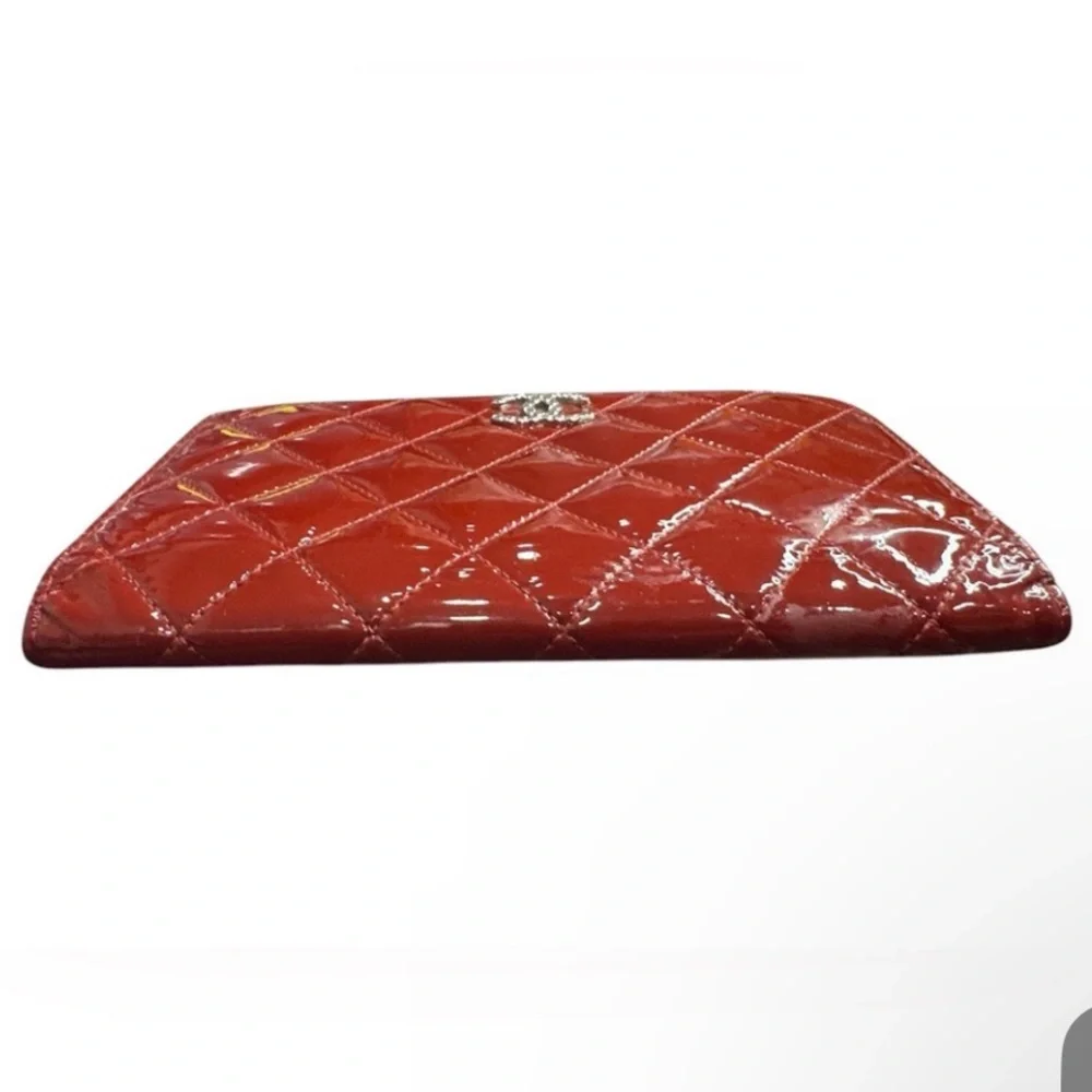 CHANEL Red Quilted Patent Leather Wallet with Silver CC Logo